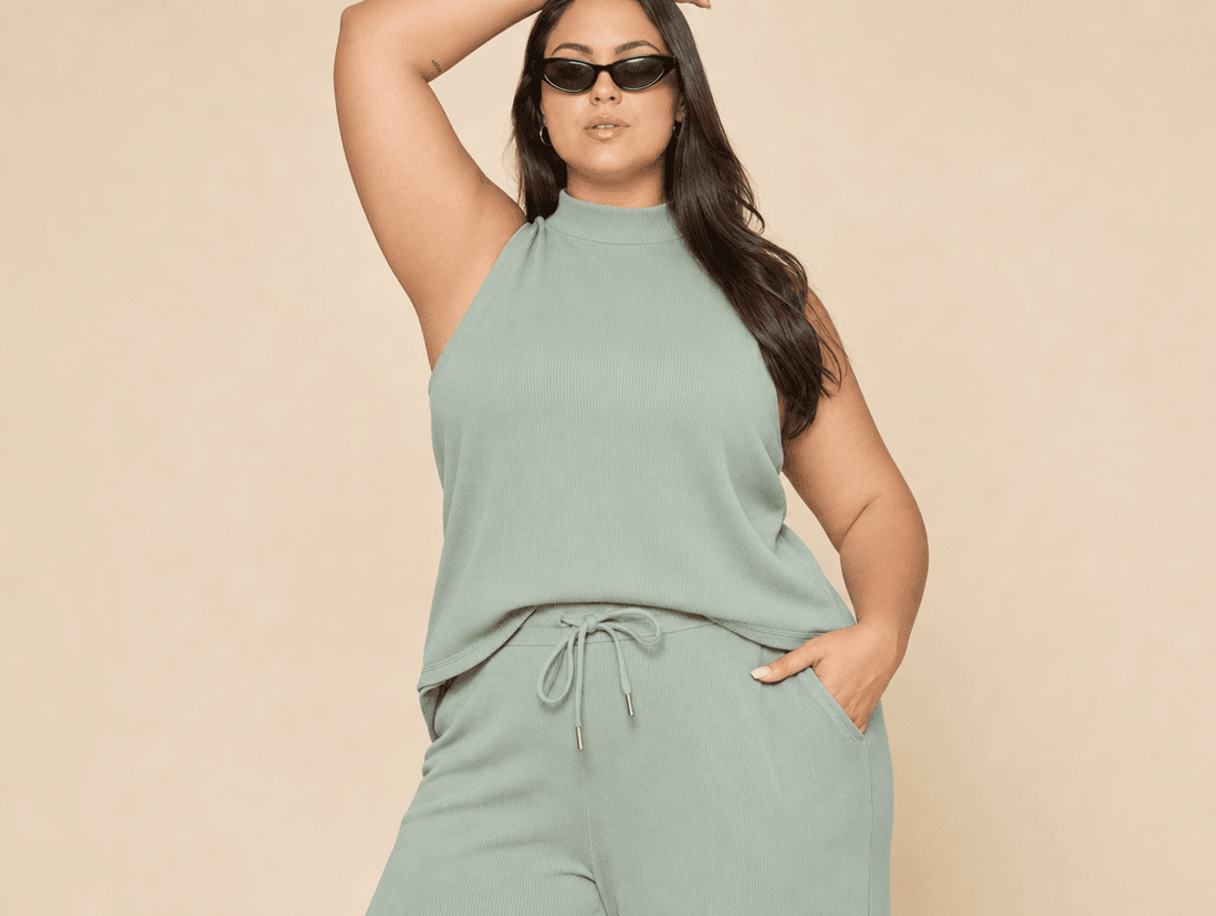 Plus-Size Summer Fashion: Flattering & Trendy Outfit Ideas - mildlymama