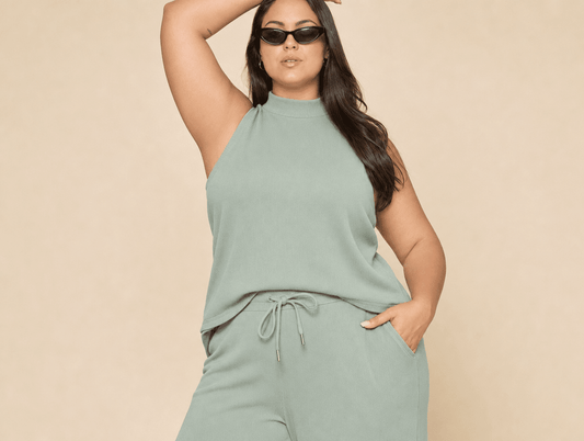 Plus-Size Summer Fashion: Flattering & Trendy Outfit Ideas - mildlymama