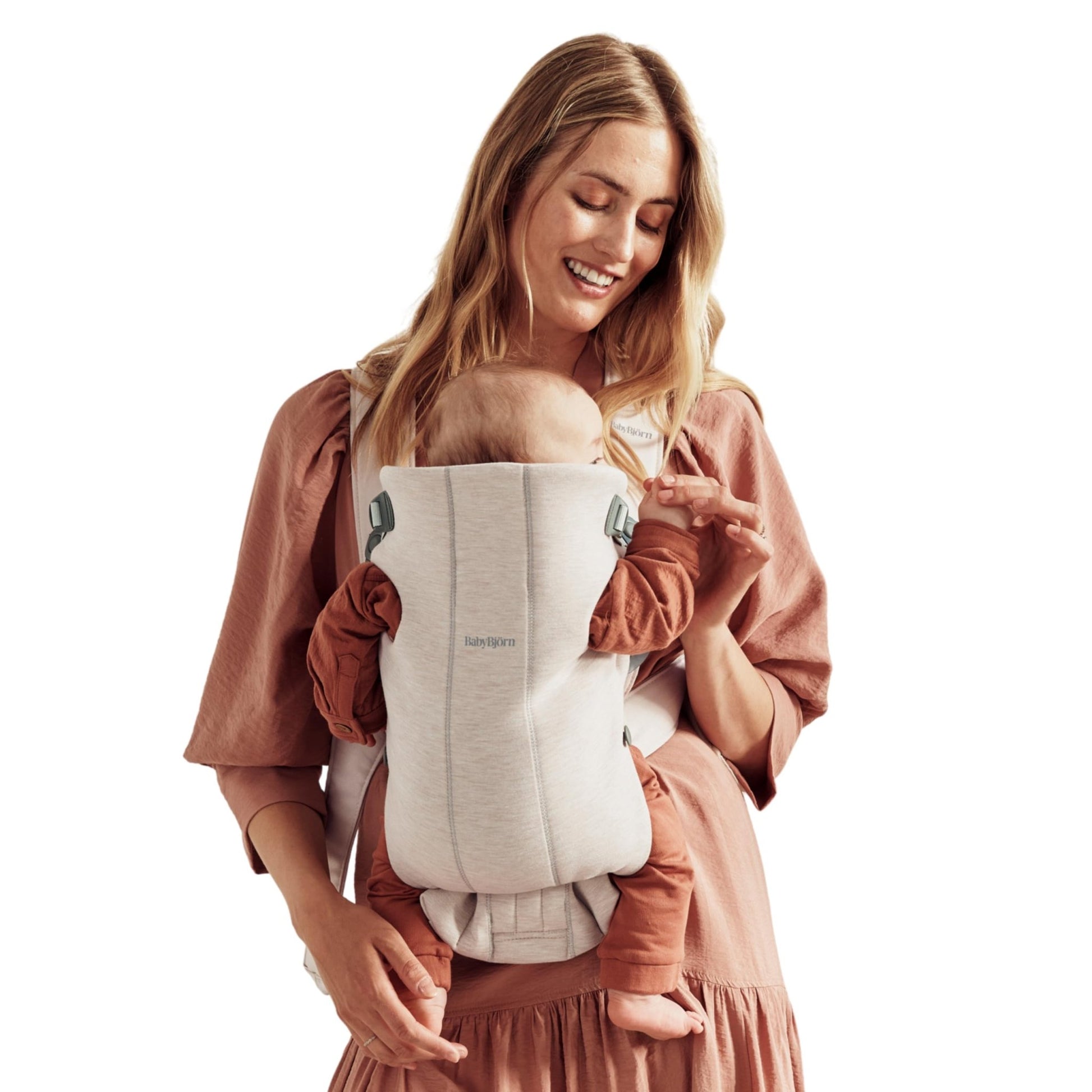 BabyBjörn Baby Carrier Mini, 3D Jersey, Light Beige | Newborn Carrier (7 - 25 lbs), Ergonomic, Easy - to - Use - mildlymama