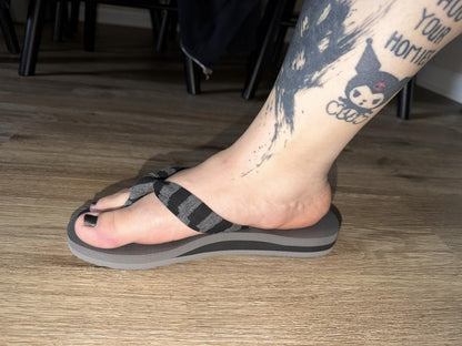 Ember | Orthopedic Arch Support Chunky Cushion Adjustable Strap Walking Sandals - mildlymama