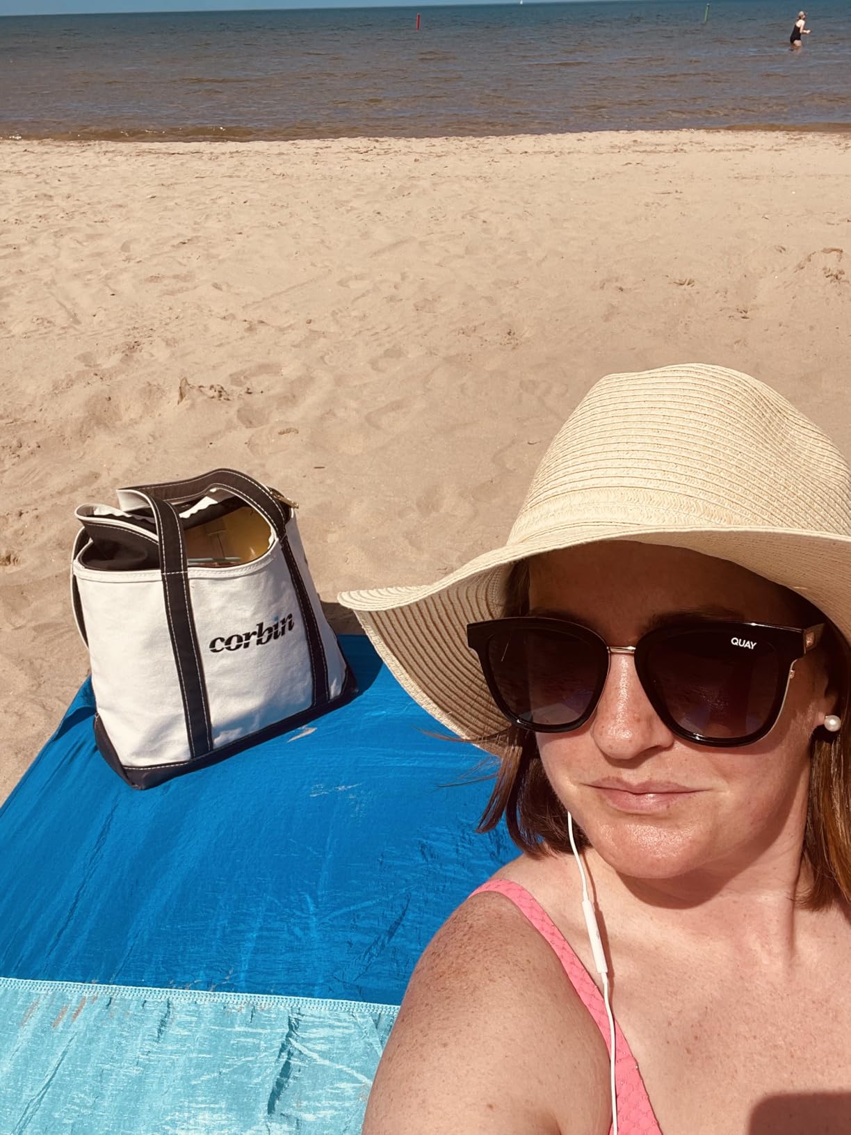 Mila™ | Sandproof Beach Blanket with Corner Pockets - mildlymama