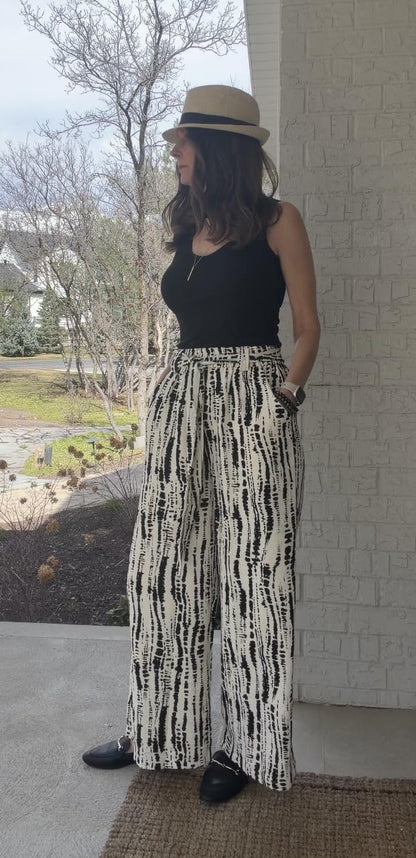 Petal | Floral Print Sleeveless Tank Top & Wide Leg Pants Two - Piece Set - mildlymama